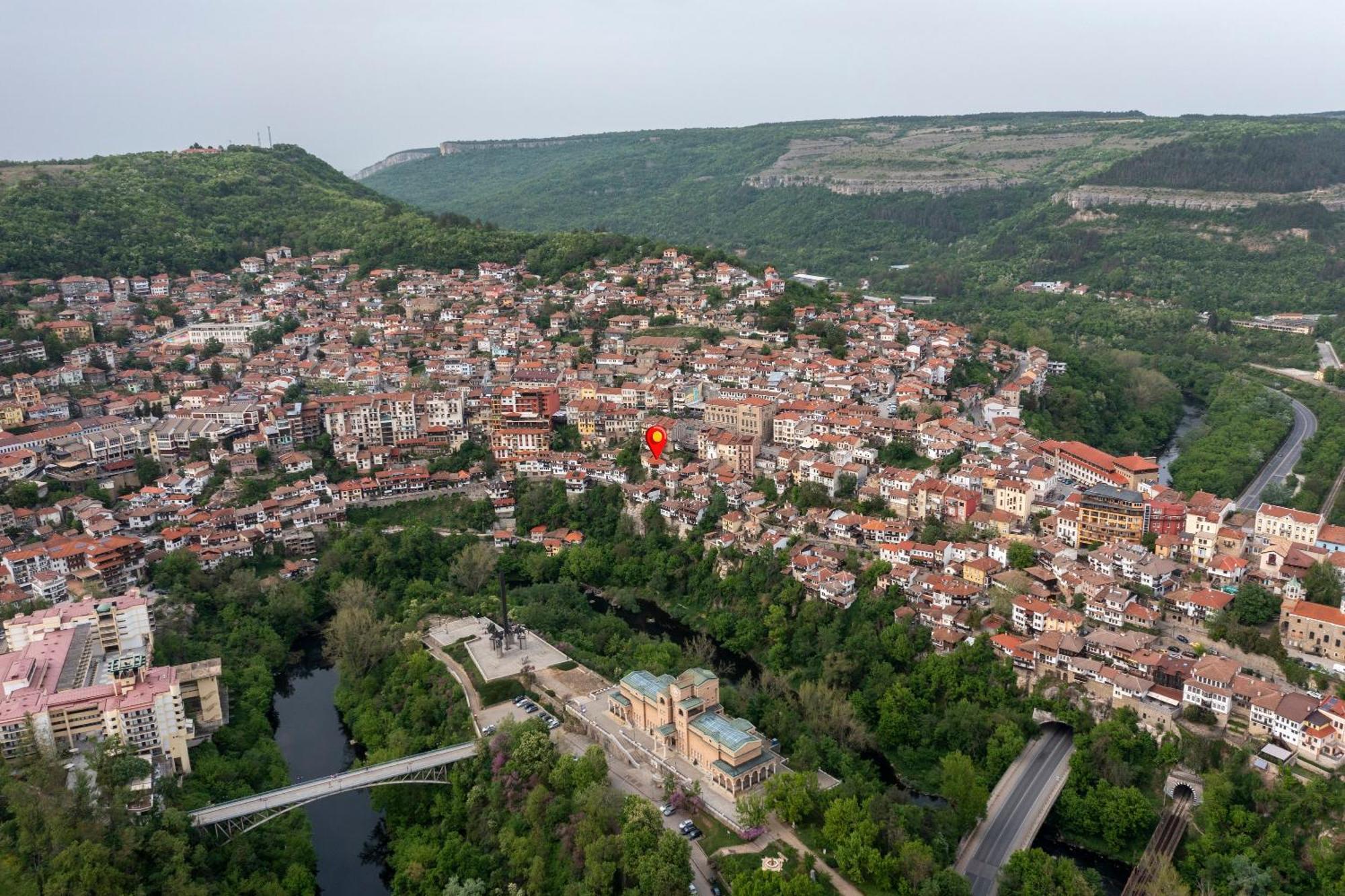 Bobevata Guest House - Floor 2 - Stunning View Old Town Veliko Tarnovo Ngoại thất bức ảnh